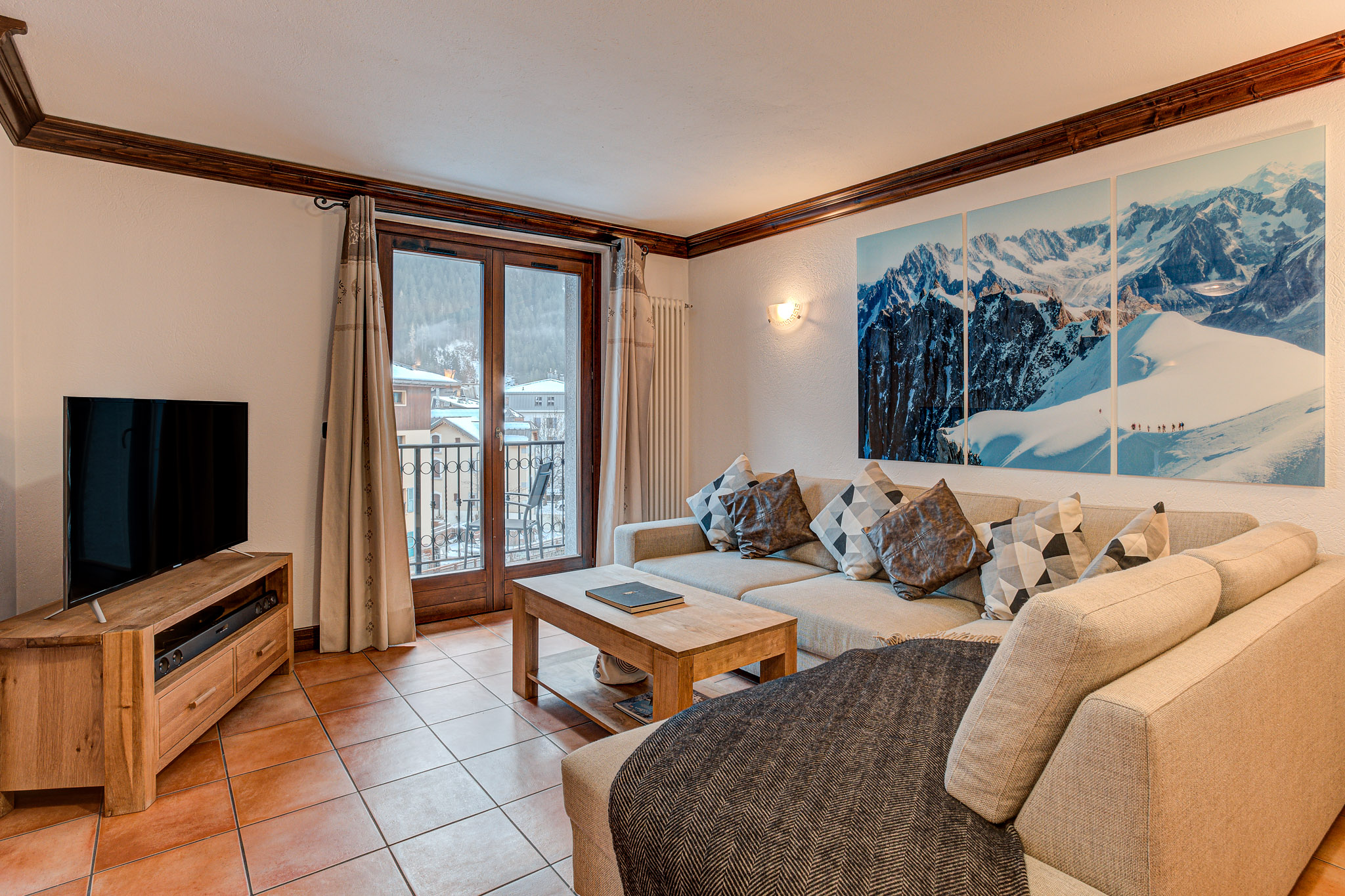 Apartment-Kitson-Alpes-Travel-33
